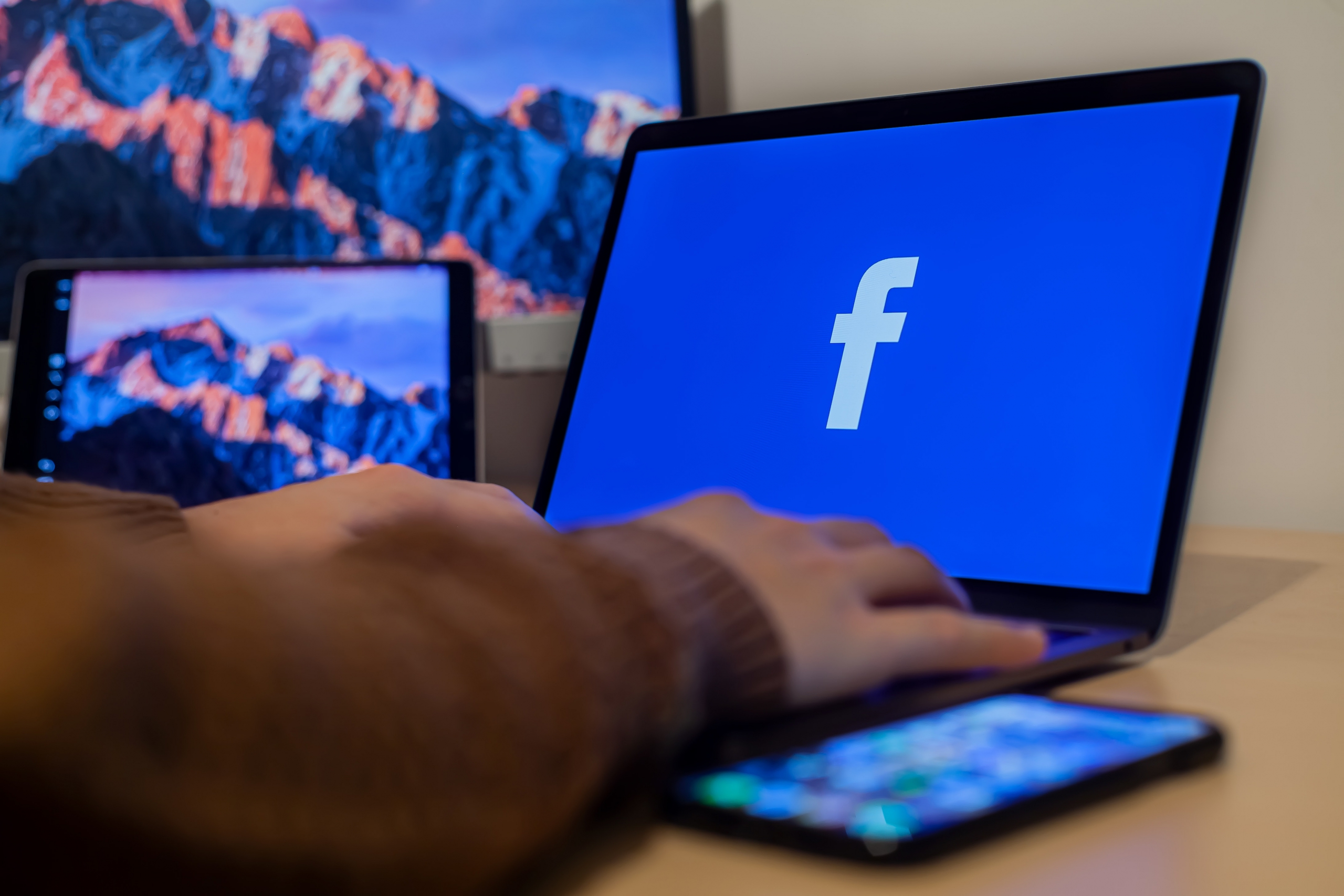 Cómo piratear Facebook – Gane el móvil agente